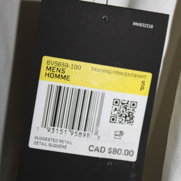 Men’s Nike pro shirt - Picture 4 of 4